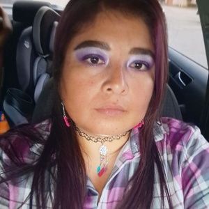 Meet your Posher, Nora